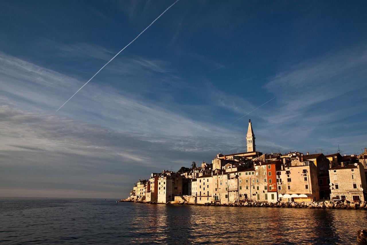 Weis Apartments Rovinj Buitenkant foto