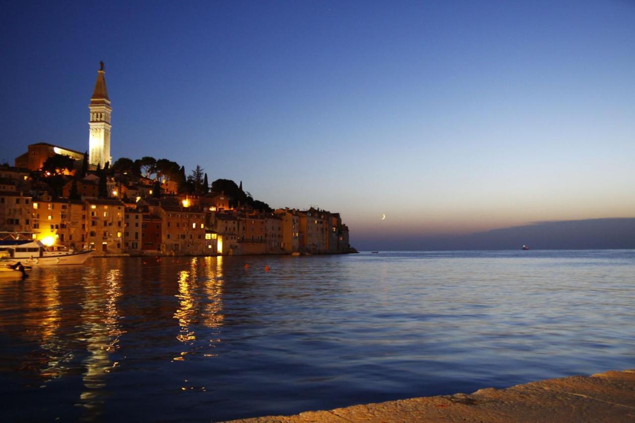 Weis Apartments Rovinj Buitenkant foto
