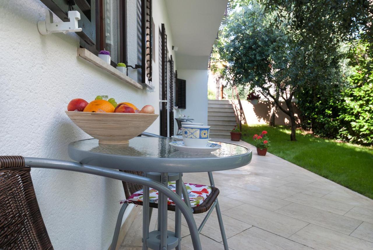 Weis Apartments Rovinj Kamer foto