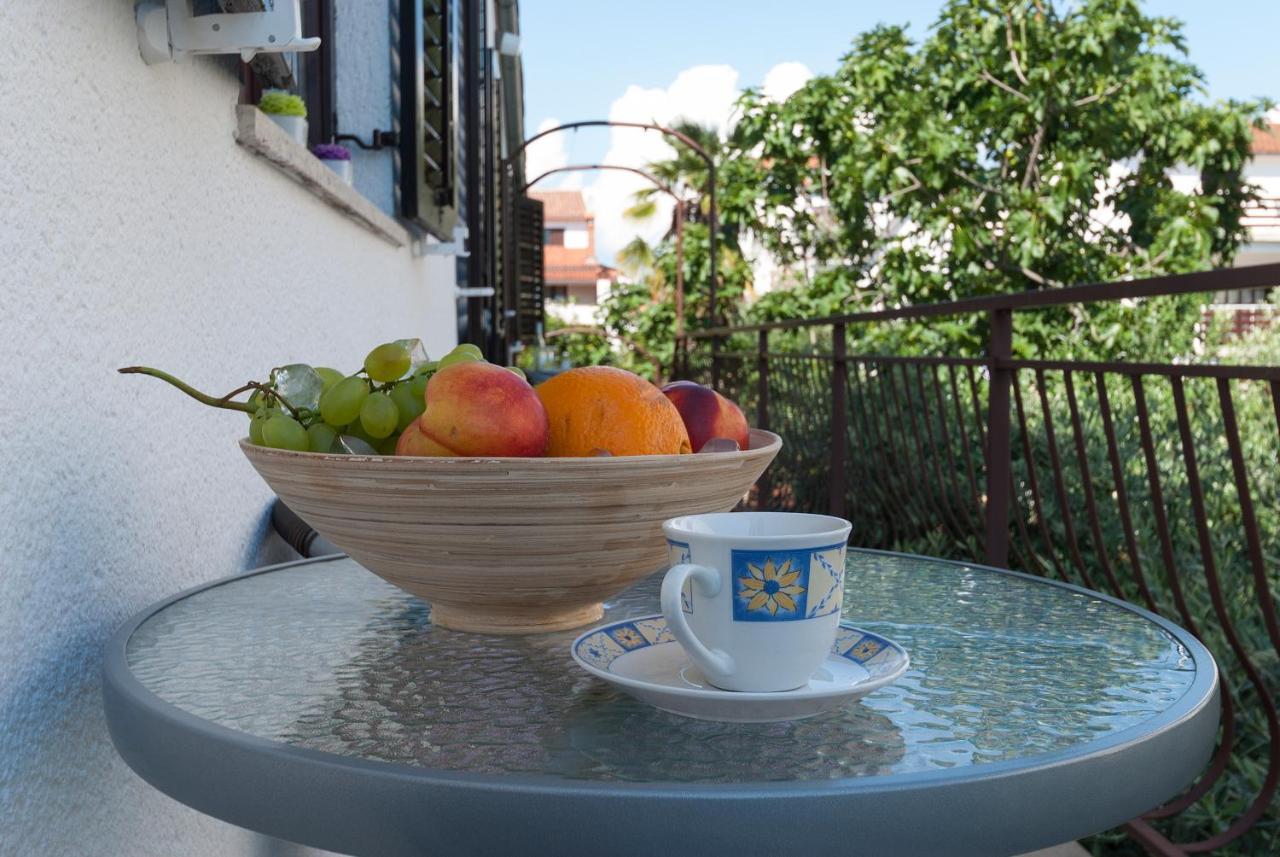 Weis Apartments Rovinj Kamer foto