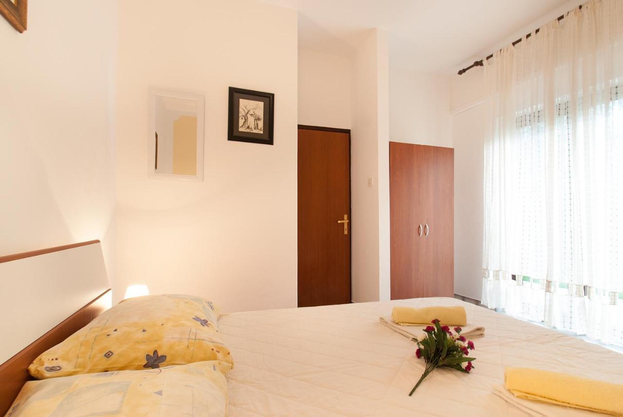 Weis Apartments Rovinj Kamer foto